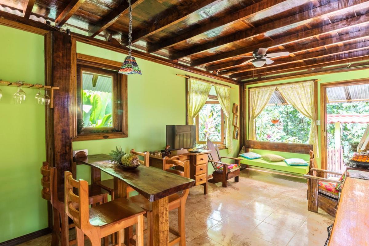 casa chilamates Tortuguero Exterior foto